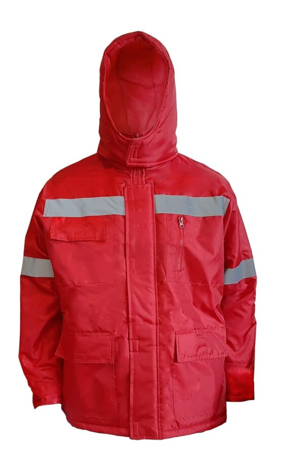 parka termica roja con gorro